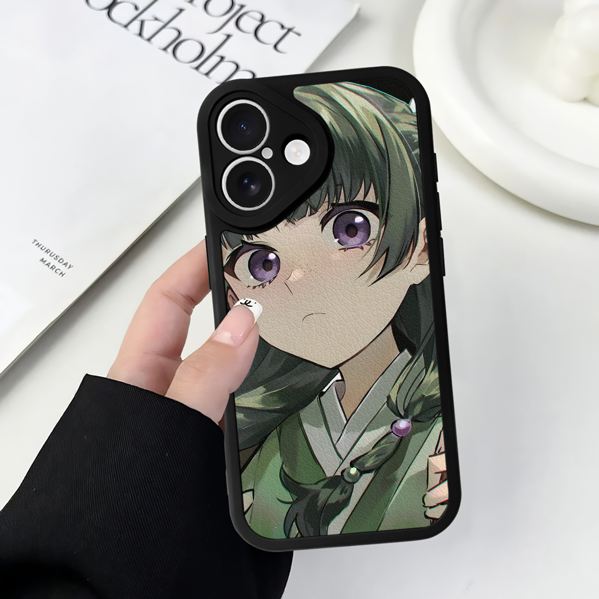 （画像用） 薬屋のひとりごと The Apothecary Diaries 【iPhone 16シリーズ対応】シリコンスマホケース（レザー調） 材質：シリコン